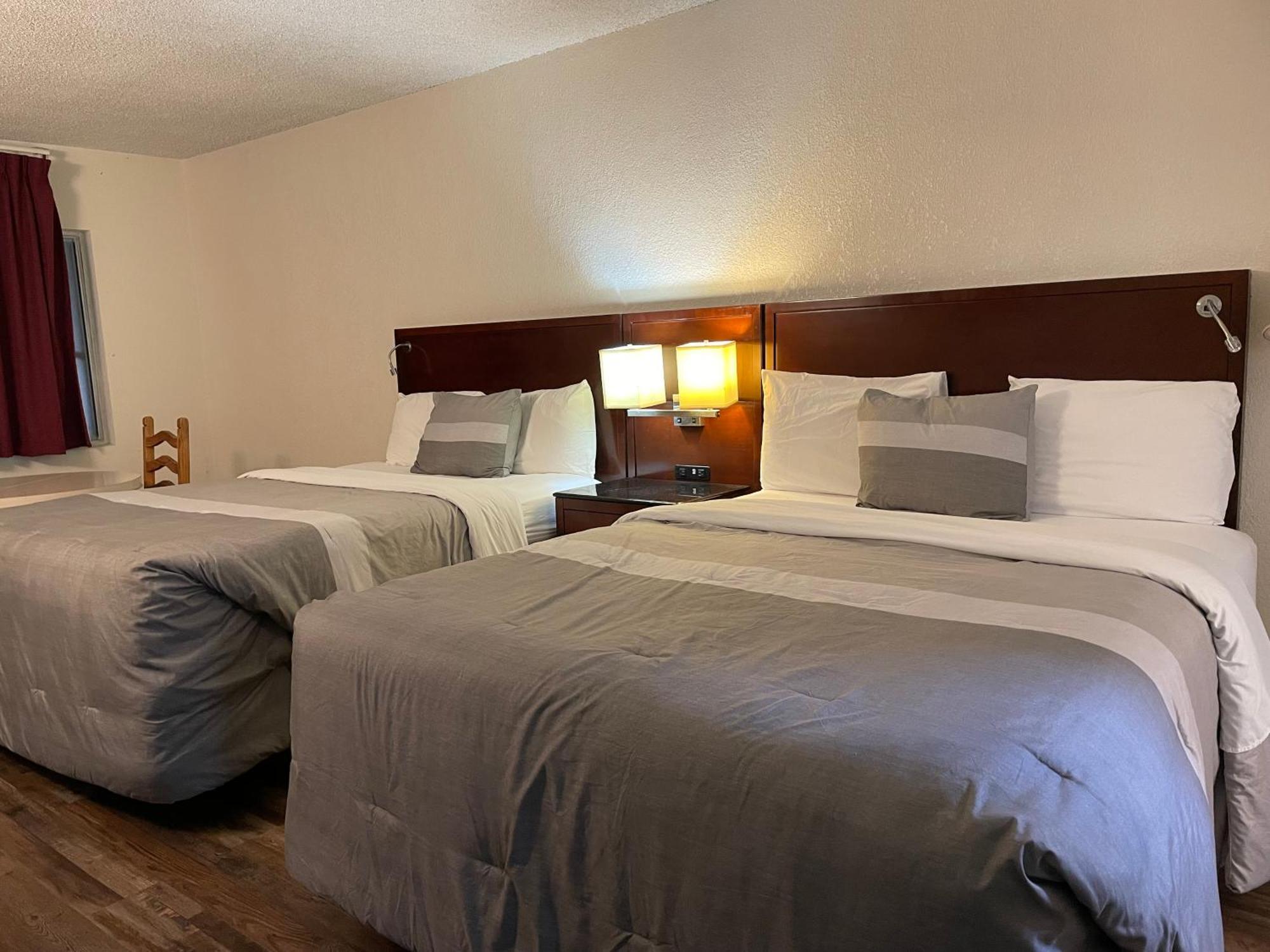 Travelers Beach Inn Вентура Экстерьер фото